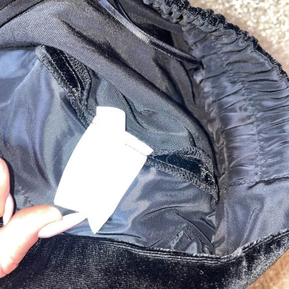 J. Crew Pull-on easy pants in velvet/velour sz 8 black Poll on elastic waist - Picture 6 of 9